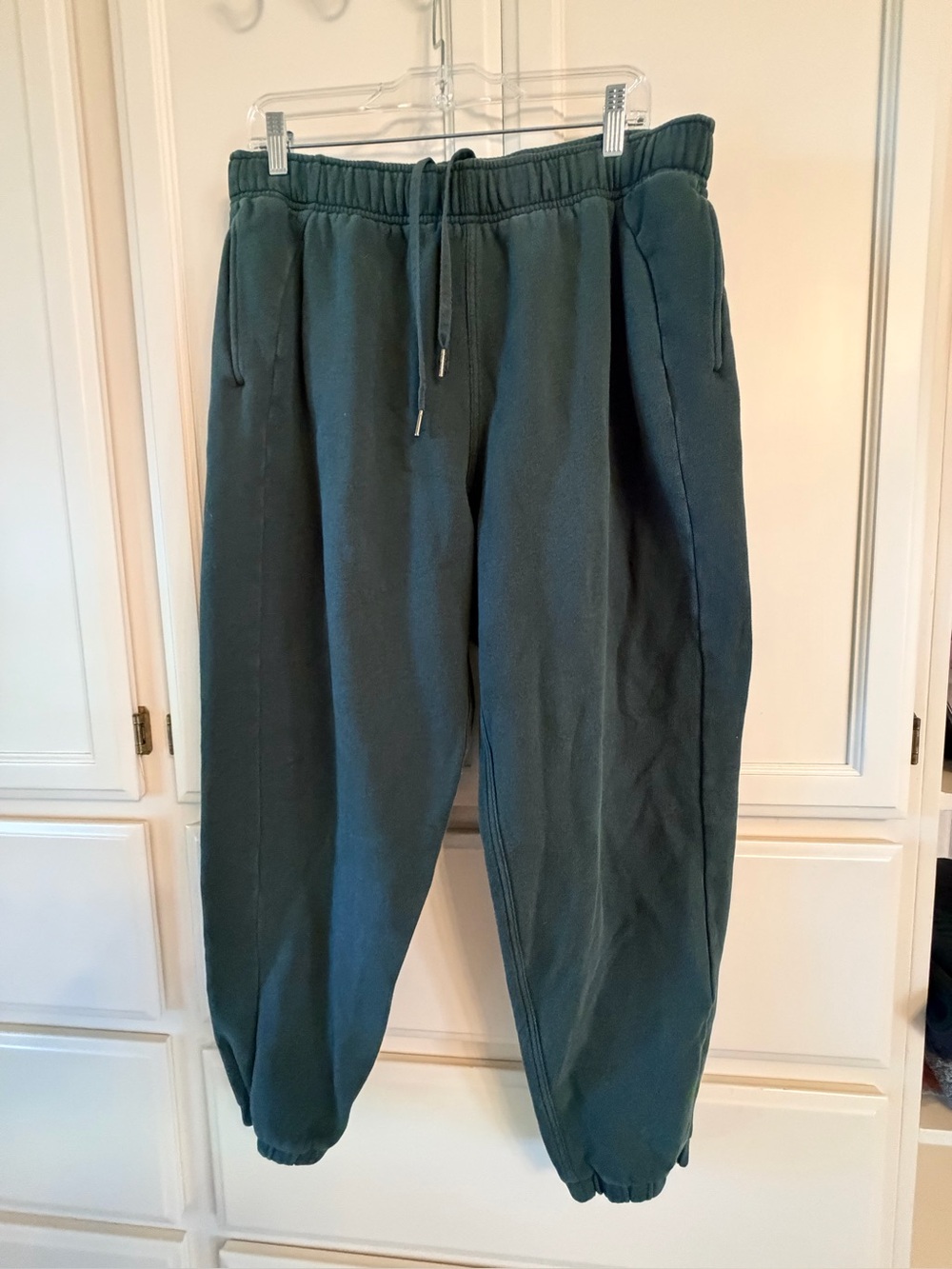 Lululemon scuba xl green women’s sweatpants